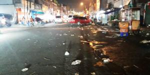 Sampah Sisa Makanan Berserakan di Pasar Lama Tangerang
