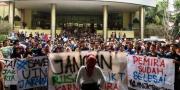 Bantah Pernyataan Mahfud MD, Mahasiswa UIN Jakarta Gelar Aksi Damai