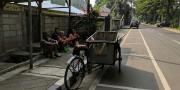 Jelang Lebaran, Manusia Gerobak Mulai Marak di Kota Tangerang