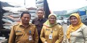 Stabilkan Harga, Bulog Gelontorkan 10 Ton Beras di Pasar Anyar Tangerang