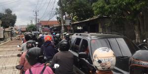 Hindari Jalan Katomas, Ada Perbaikan Jalan Tigaraksa Kabupaten Tangerang