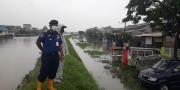 Hujan Deras Banjir Merendam Periuk Kota Tangerang