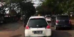 Polisi Tilang Brio yang Halangi Ambulans di Tangerang&#160;