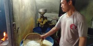 Menengok Produksi Tempe di Tangerang