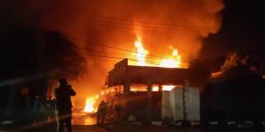 Toko Bangunan di Balaraja Tangerang Ludes Terbakar