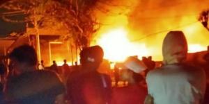 Pabrik Plastik di Kosambi Tangerang Ludes Terbakar Lama Tak Padam, Netizen Sampai Bilang Begini&#160;