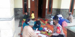 500 Dosis Vaksin Disalurkan Door To Door ke Warga Gunung Kaler Tangerang&#160;