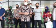 Mahasiswa yang Dibanting Polisi Keluar RS Dijemput Bupati dan Kapolresta Tangerang