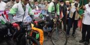 Masya Allah, Dua Warga Tangsel Berangkat Haji Naik Sepeda 