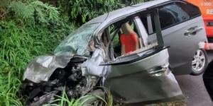 Pengemudi Ngantuk, 2 Mobil Tabrakan di Tol Tangerang-Merak