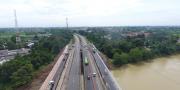Pelebaran Jembatan Ciujung, Tol Tangerang-Merak Berlaku Contra Flow
