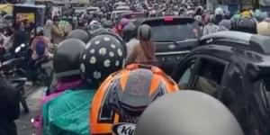 27.000 Kendaraan Belum Turun dari Puncak Bogor