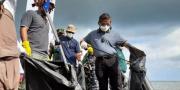 KLHK Gelar Gerakan Bersih Pantai di Teluknaga Tangerang