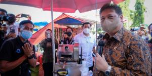 Airlangga Salurkan BT-PKLWN di Yogyakarta Apresiasi Polri Penyaluran Tepat Sasaran
