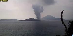 Anak Gunung Krakatau Siaga Level III, Polda Banten Imbau Warga Pesisir dan Nelayan Waspada