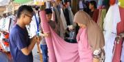 Tak Kalah dari Tanah Abang, Pasar Cipadu Tangerang Jadi Tujuan Favorit Berburu Tekstil