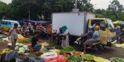 Pasar Anyar Tangerang Semrawut, Pedagang Tumpah ke Jalan hingga Bikin Macet
