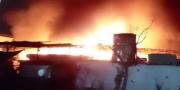 Lapak Mebel di Batuceper Tangerang Terbakar Hebat, Diduga Gegara Karyawan Bakar Sampah 