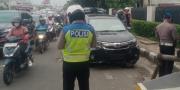 Ngantuk Usai Jaga TPS, Mobil Petugas KPPS Kecelakaan di Jalan MH Thamrin Tangerang
