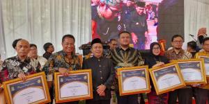 Di HUT ke-31 Kota Tangerang, PLN Banten Raih Penghargaan&#160;Patuh Pajak