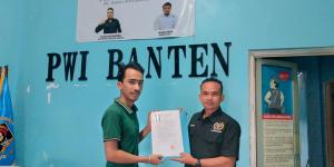 Serahkan Formulir Pendaftaran, Sangki Wahyudin Pastikan Maju Calon Ketua PWI Banten