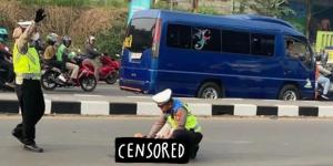 Hindari Lubang, Pemotor Wanita Jatuh hingga Luka-luka di Jalan Raya Serang Tangerang