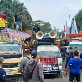 Pedagang Ayam Tangerang Tak Berdaya Lawan Retail Modern, Ancam Mogok Jualan Se-Jabodetabek