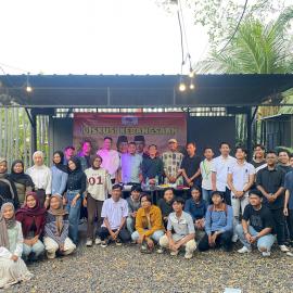 Mahasiswa Banten Diskusi 1 Tahun Prabowo-Gibran, Soroti MBG dan Langkah Strategis Ekonomi