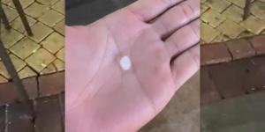 Hujan Es Seukuran Kerikil Guyur Tangerang dan Tangsel 