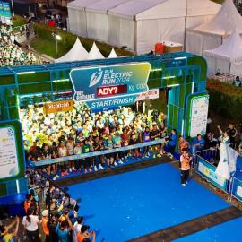 Berhadiah Mobil Listrik, 7.500 Orang Lari Bareng dalam PLN Electric Run 2025 di ICE BSD Tangerang