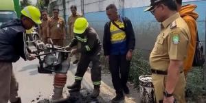 Dinas PUPR Klaim Sudah Perbaiki 1.024 Titik Jalan, Sachrudin Masih Temukan Kerusakan saat Sidak